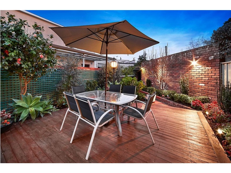107 Barkly St, Carlton VIC 3053