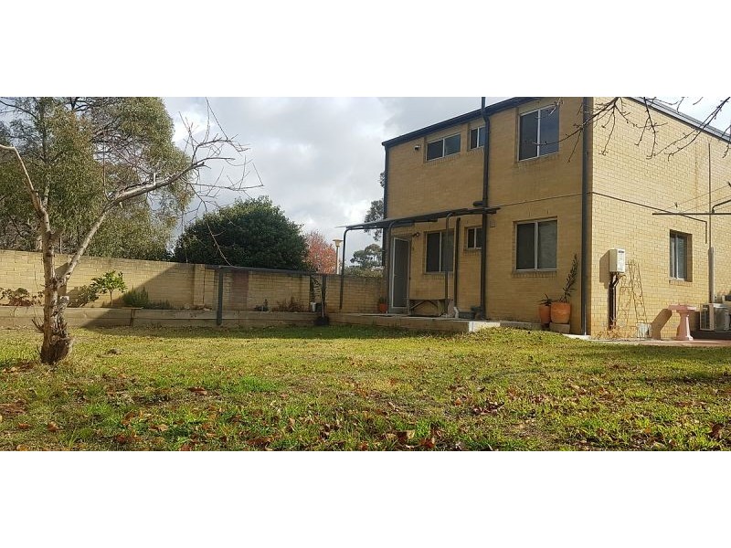 2 Jenner Ct, Wanniassa ACT 2903