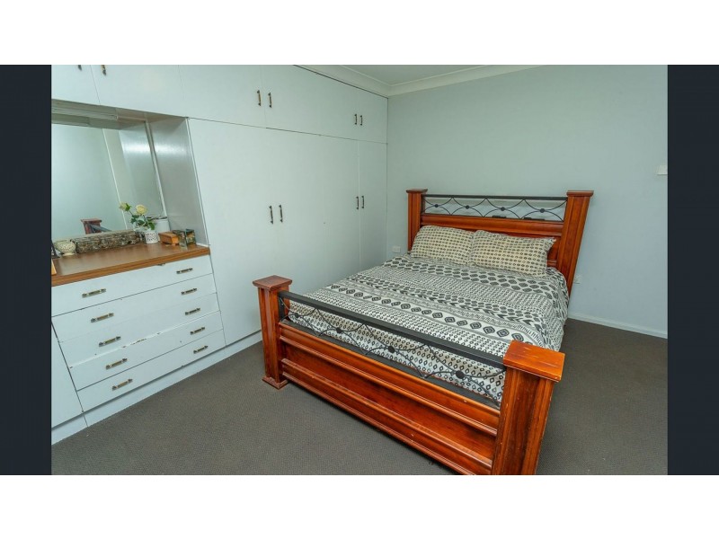 76 Ross Cres, Griffith NSW 2680