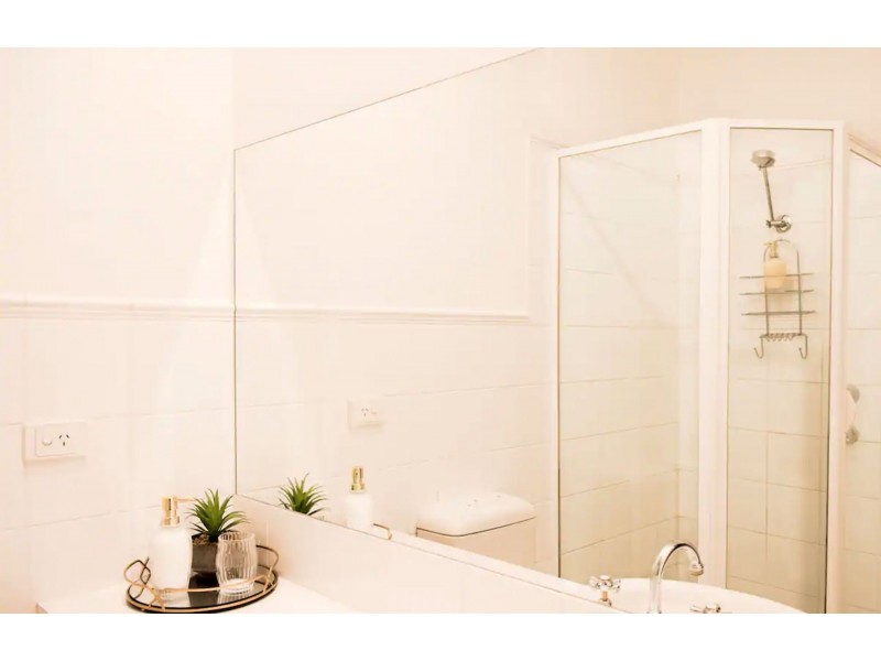 18 Sherwood Cl, North Adelaide SA 5006