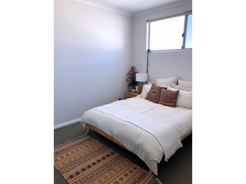 239A Ravenscar St, Doubleview WA 6018