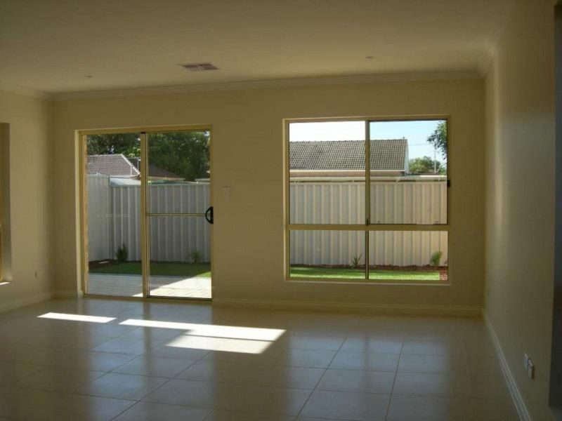 58B Pildappa Ave, Park Holme SA 5043
