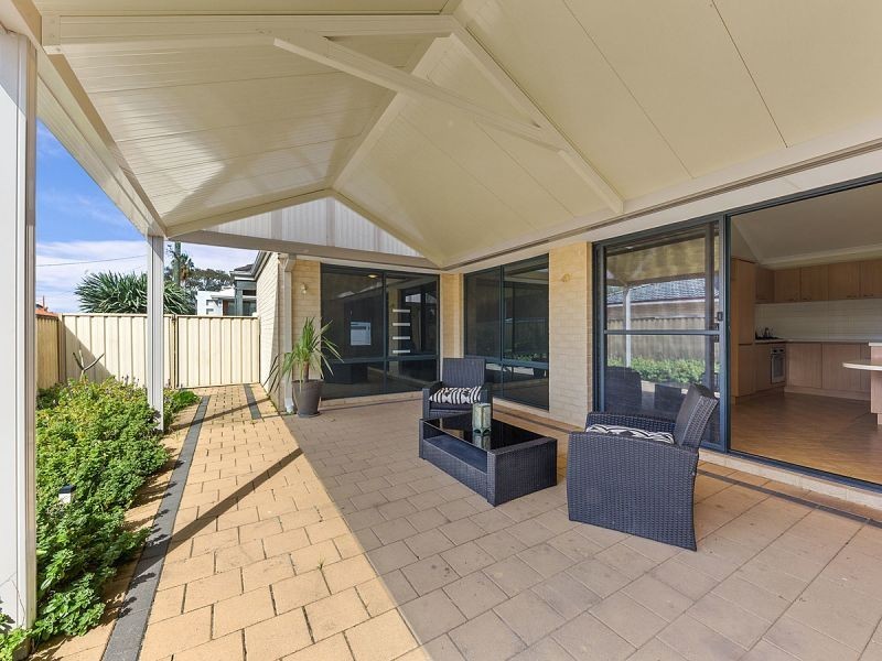 53A Laurie St, Cloverdale WA 6105