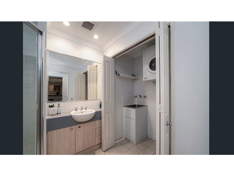 33/134 Aberdeen St, Northbridge WA 6003