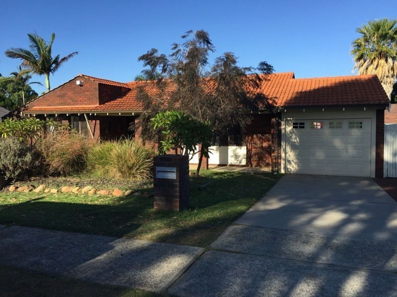 32 Backhouse Rd, Kingsley WA 6026