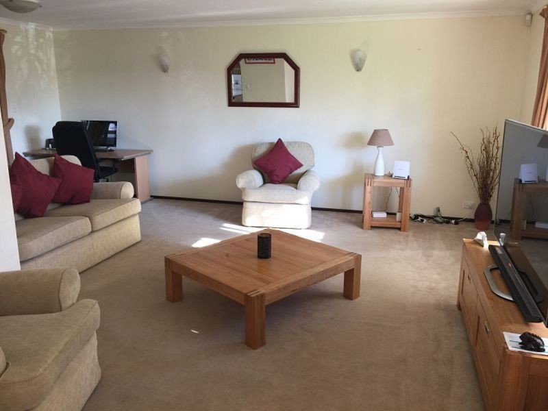 32 Backhouse Rd, Kingsley WA 6026