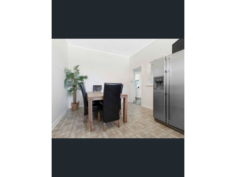 6 Torrens Cres, Pennington SA 5013