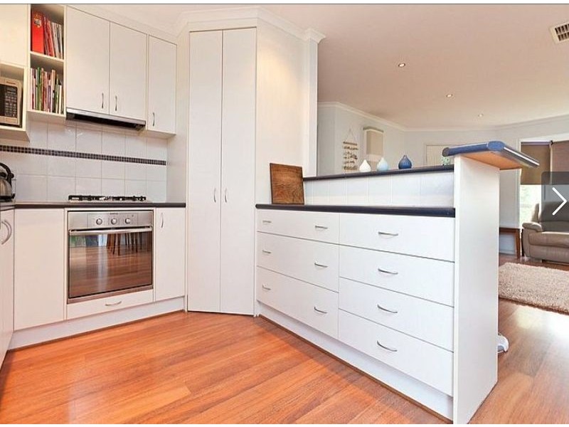 11 Samantha Tce, Wodonga VIC 3690