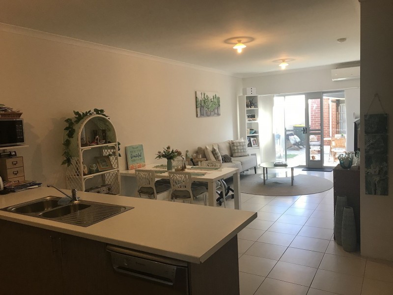 16 Malia Rmbl, Alkimos WA 6038