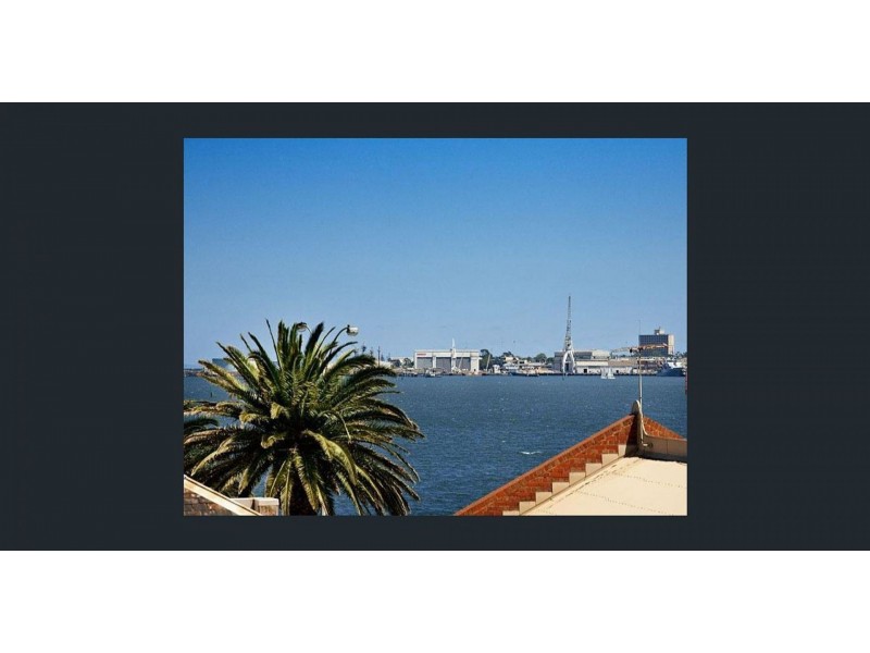 214/50 Dow St, Port Melbourne VIC 3207