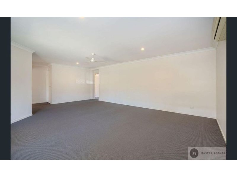 2 Lake Kurwongbah Ct, Logan Reserve QLD 4133