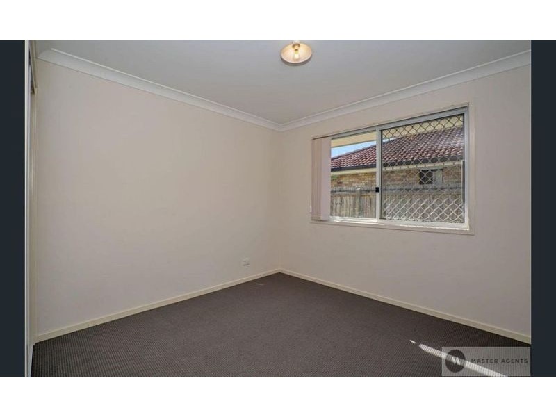 2 Lake Kurwongbah Ct, Logan Reserve QLD 4133