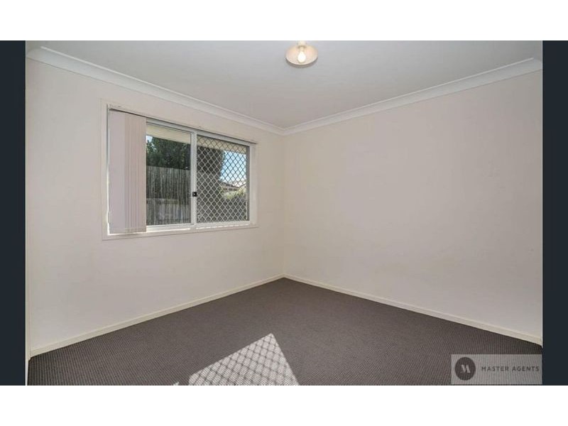 2 Lake Kurwongbah Ct, Logan Reserve QLD 4133