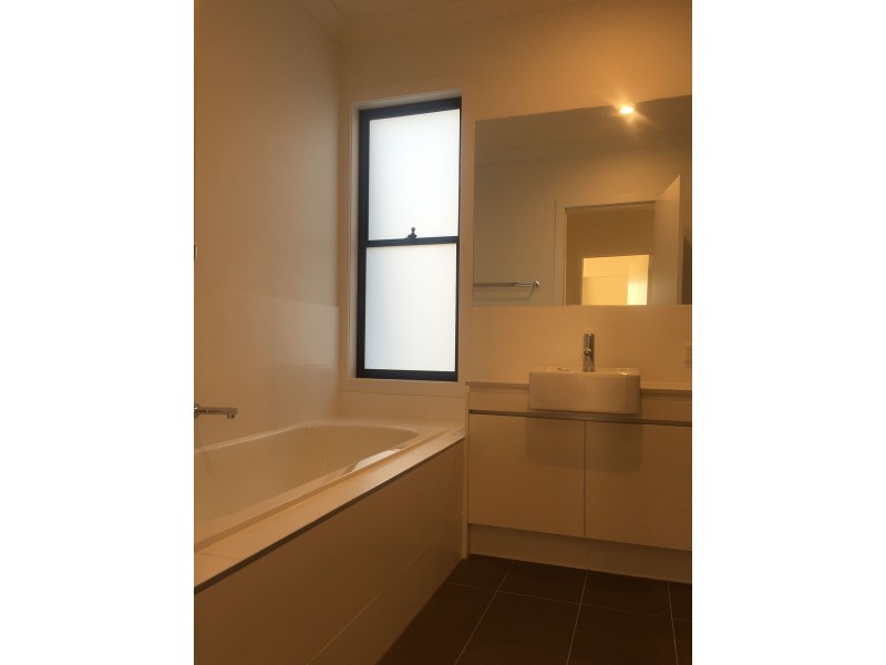 28 Hewitt Ave, Footscray VIC 3011