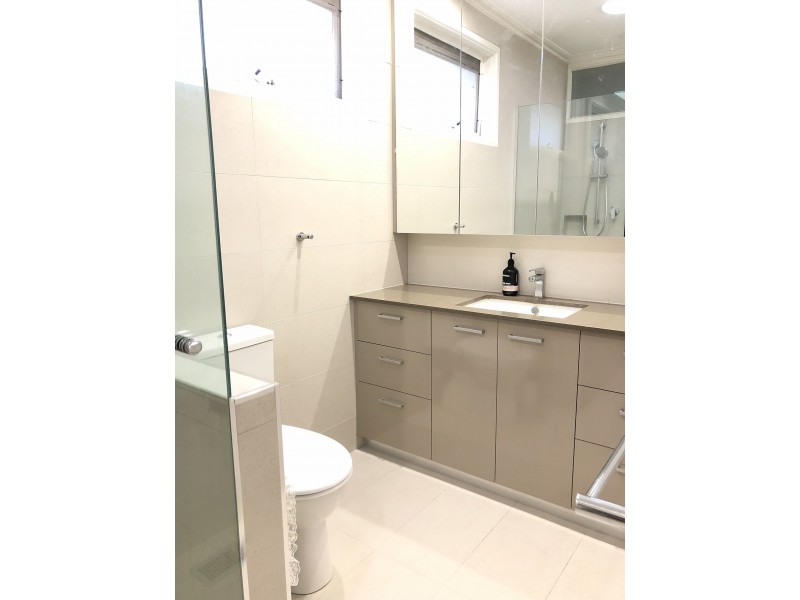 2/163 Prospect Hill Rd, Canterbury VIC 3126