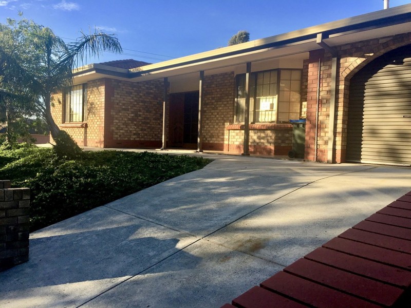 1a Kirkevue Rd, Athelstone SA 5076