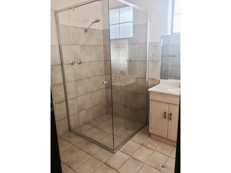 1a Kirkevue Rd, Athelstone SA 5076