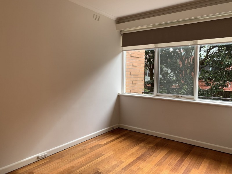 2/251 Burke Rd, Glen Iris VIC 3146