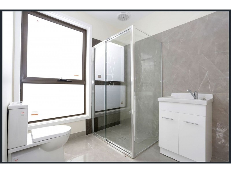 27 Clarevale St, Clayton South VIC 3169