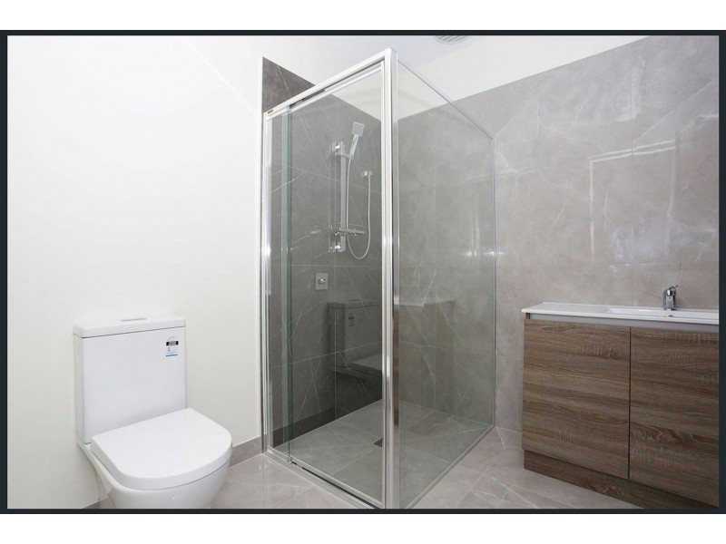 27 Clarevale St, Clayton South VIC 3169