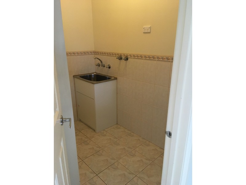 1/14 Campbell St, Epping VIC 3076