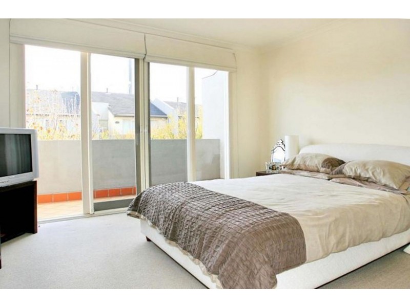 10/28 Clairmont Ave, Bentleigh VIC 3204