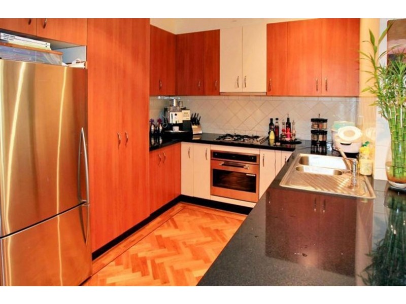10/28 Clairmont Ave, Bentleigh VIC 3204