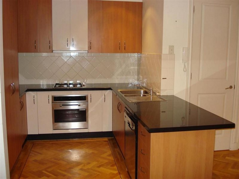 10/28 Clairmont Ave, Bentleigh VIC 3204