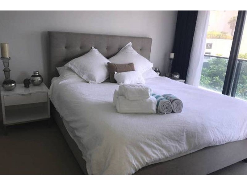 504/1 Oracle Bvd, Broadbeach QLD 4218