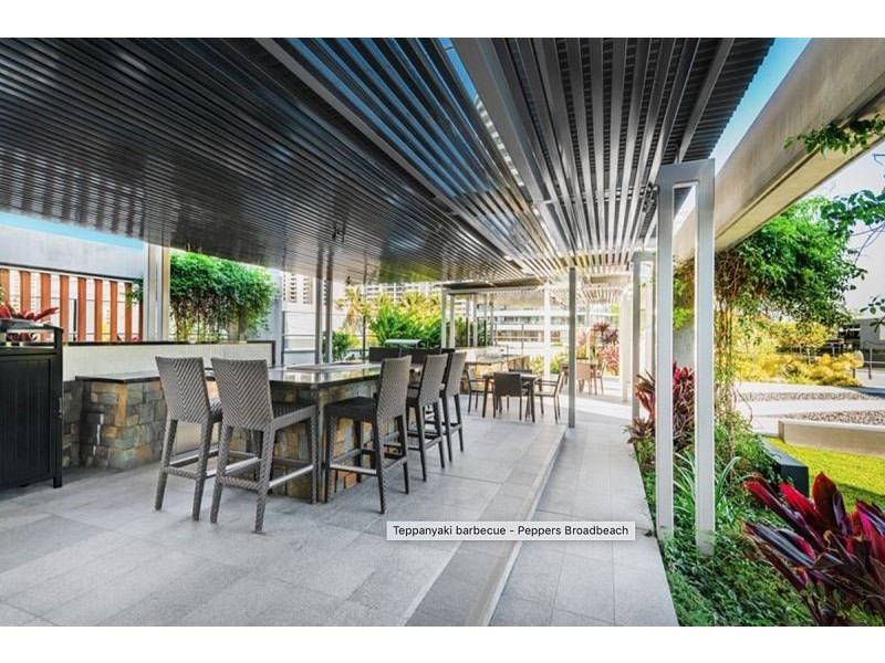 504/1 Oracle Bvd, Broadbeach QLD 4218