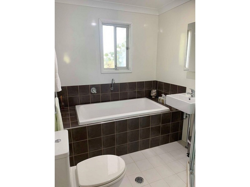 28 Peveril St, Tinonee NSW 2430