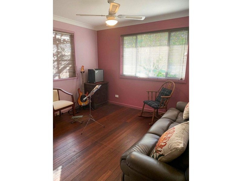 28 Peveril St, Tinonee NSW 2430
