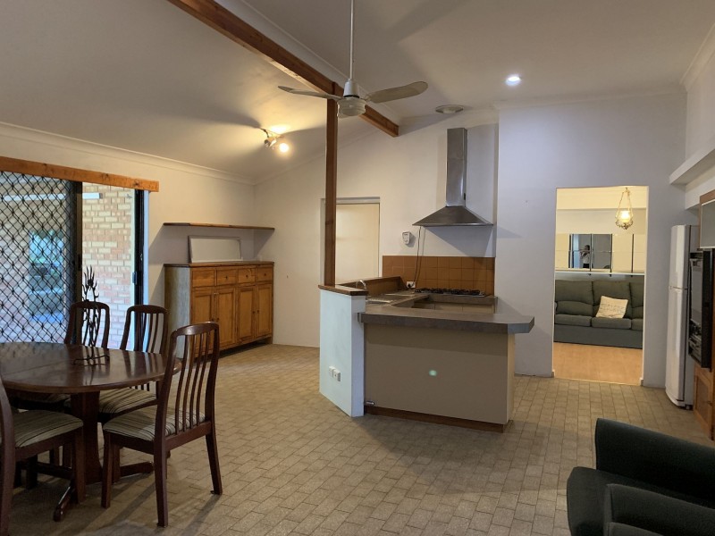 12 Treen St, Balga WA 6061