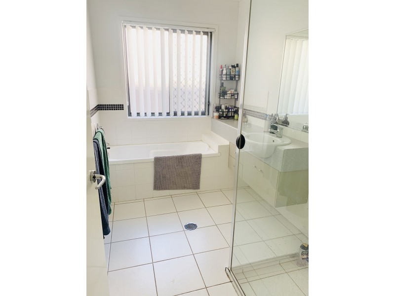 28 Dowson Esp, Mudgeeraba QLD 4213