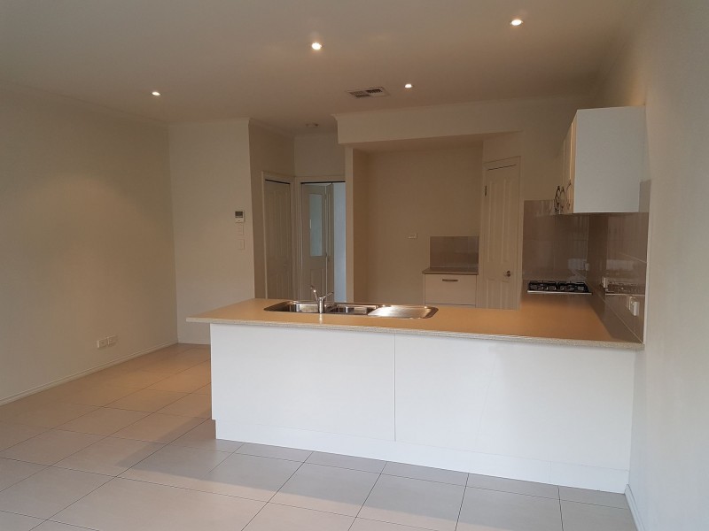 7 The Mall, Mawson Lakes SA 5095