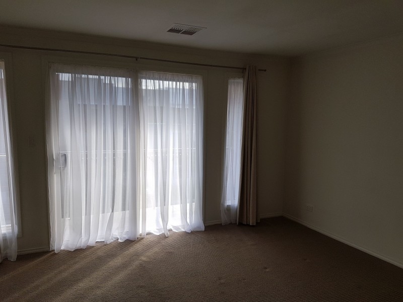 7 The Mall, Mawson Lakes SA 5095