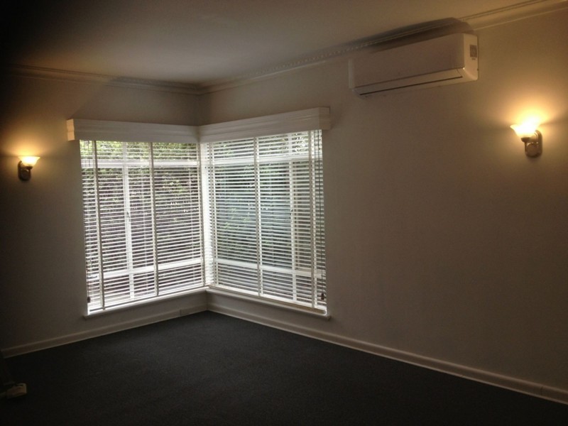 8/558 Toorak Rd, Toorak VIC 3142