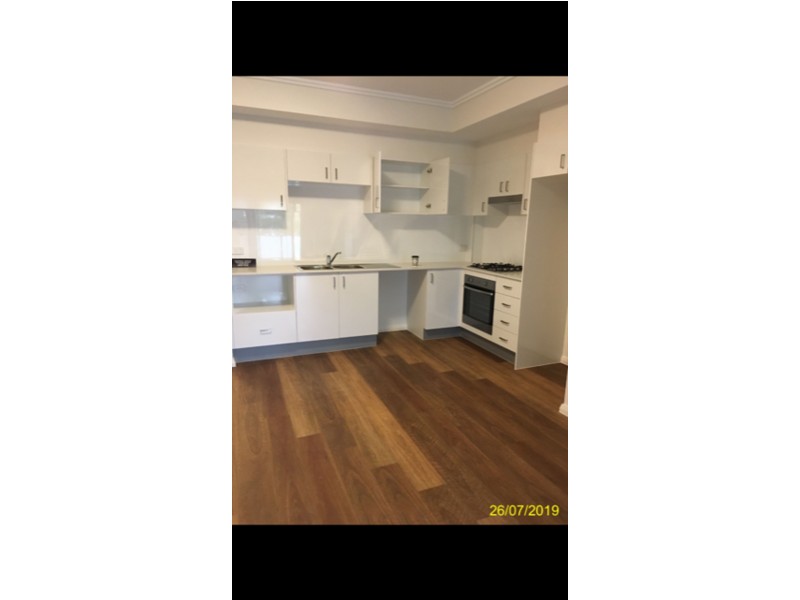 28 Chamberlain St, Campbelltown NSW 2560