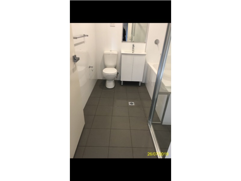 28 Chamberlain St, Campbelltown NSW 2560
