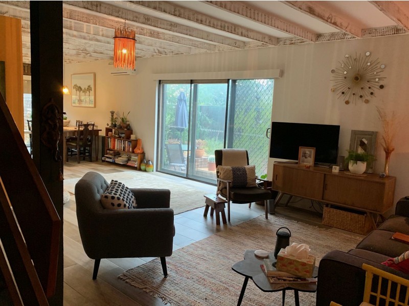 18/201 Graham St, Port Melbourne VIC 3207