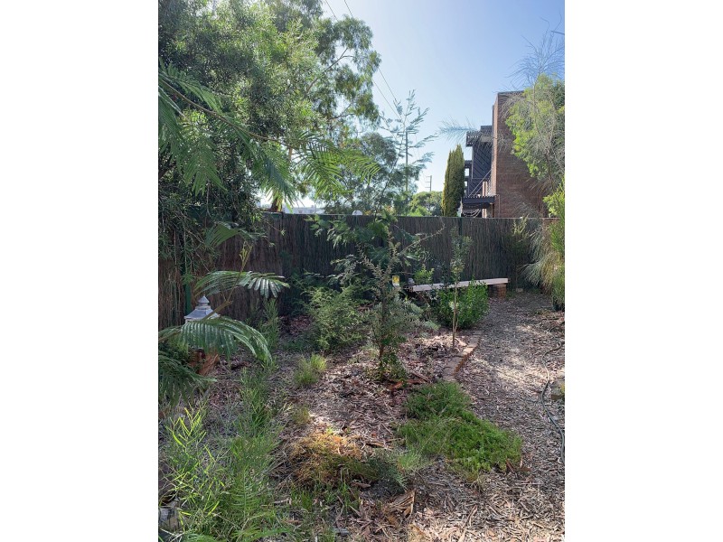 18/201 Graham St, Port Melbourne VIC 3207