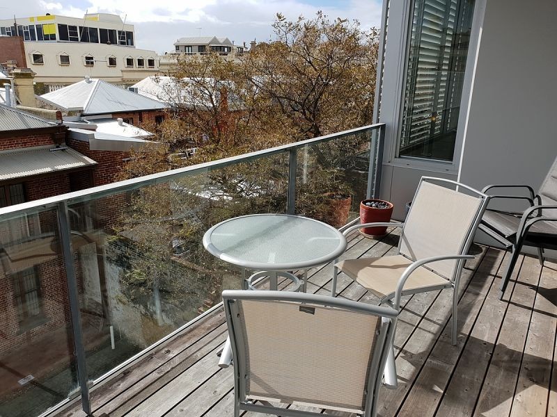 9/32 Henry St, Fremantle WA 6160