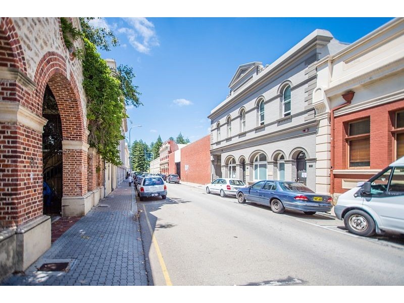 9/32 Henry St, Fremantle WA 6160