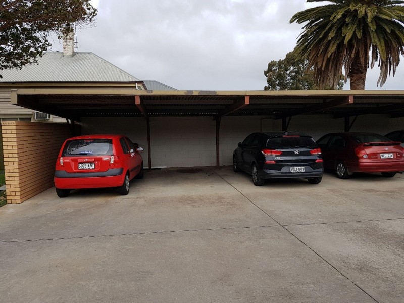 2/135 New St, Queenstown SA 5014