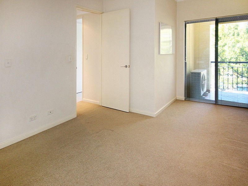 5/22 Saunders St, East Perth WA 6004