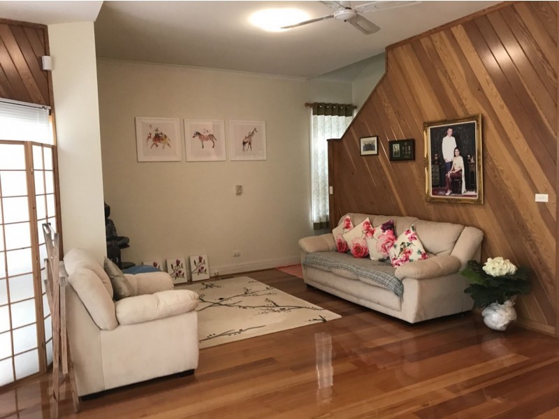 2 Mckittrick Rd, Bentleigh VIC 3204