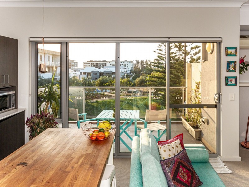 30/30 Heirisson Way, North Coogee WA 6163