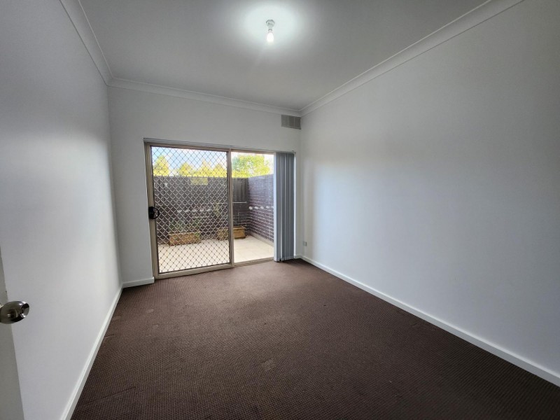 480-484 Woodville Rd, Guildford NSW 2161