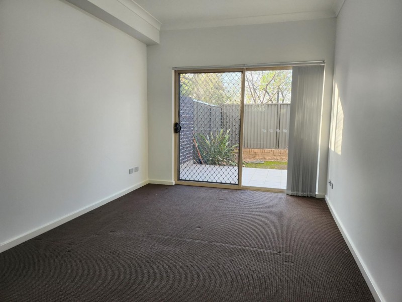 480-484 Woodville Rd, Guildford NSW 2161