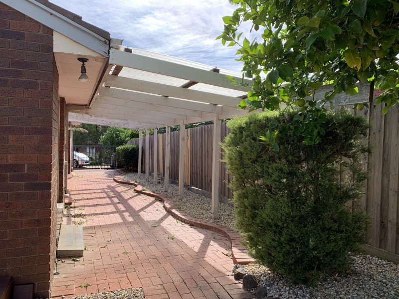 15 Evonne Ct, Endeavour Hills VIC 3802